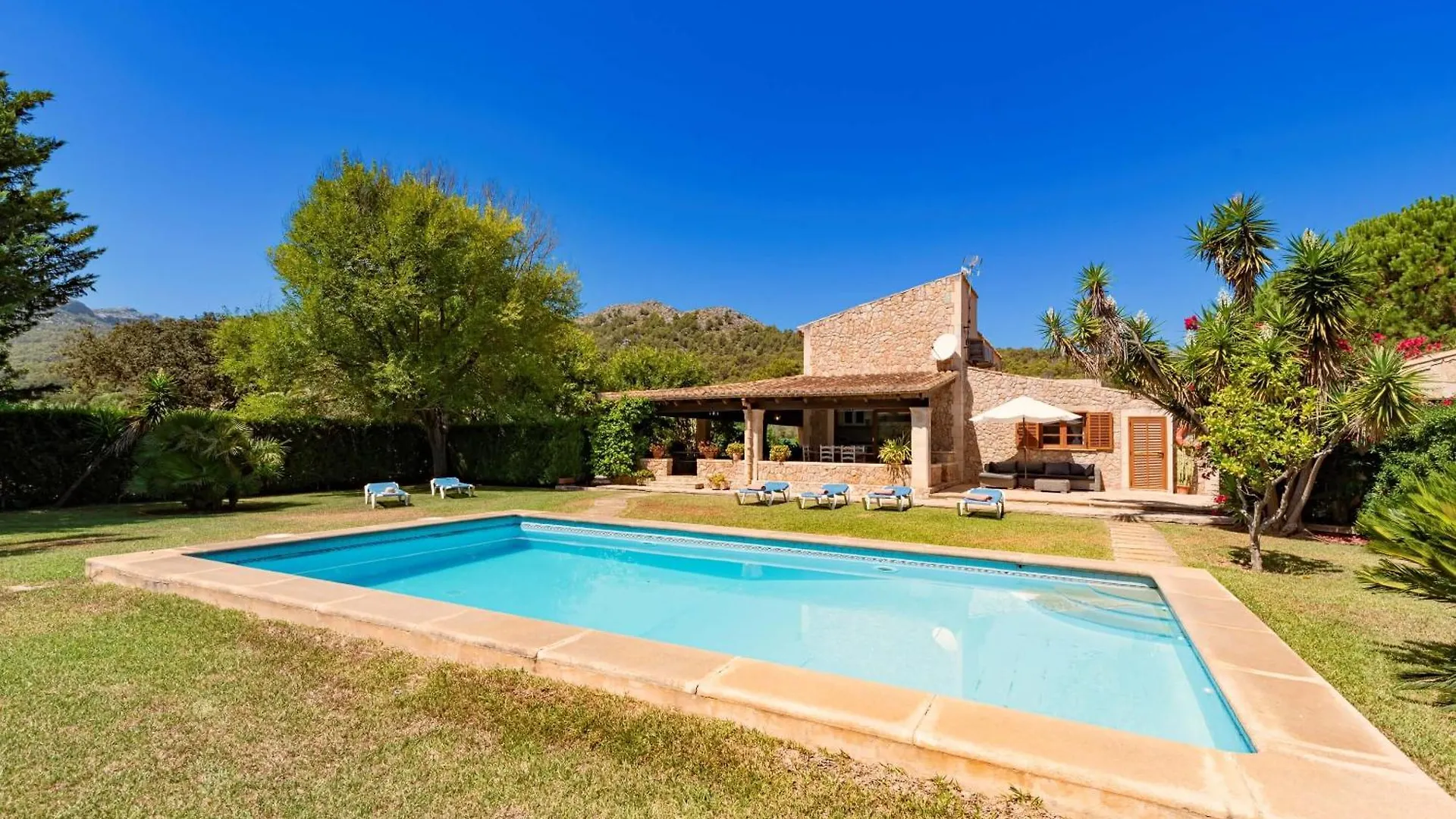 Villa Colonya By Sealand Villas Pollenca
